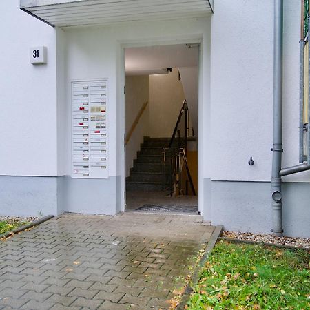 Edler Wohnraum Luxurioeses Apartment Mit Balkon, Boxspringbett, Kaffeevollautomat, Lift & Parkplatz Chemnitz Exterior photo