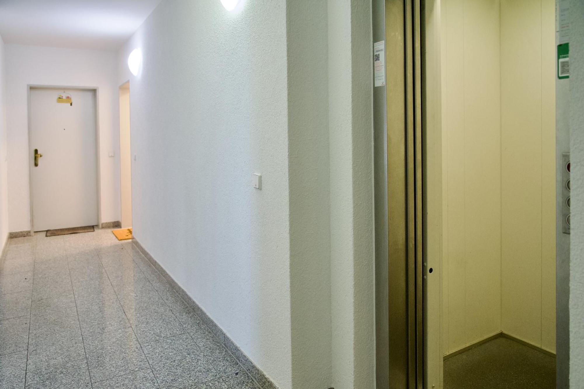 Edler Wohnraum Luxurioeses Apartment Mit Balkon, Boxspringbett, Kaffeevollautomat, Lift & Parkplatz Chemnitz Exterior photo