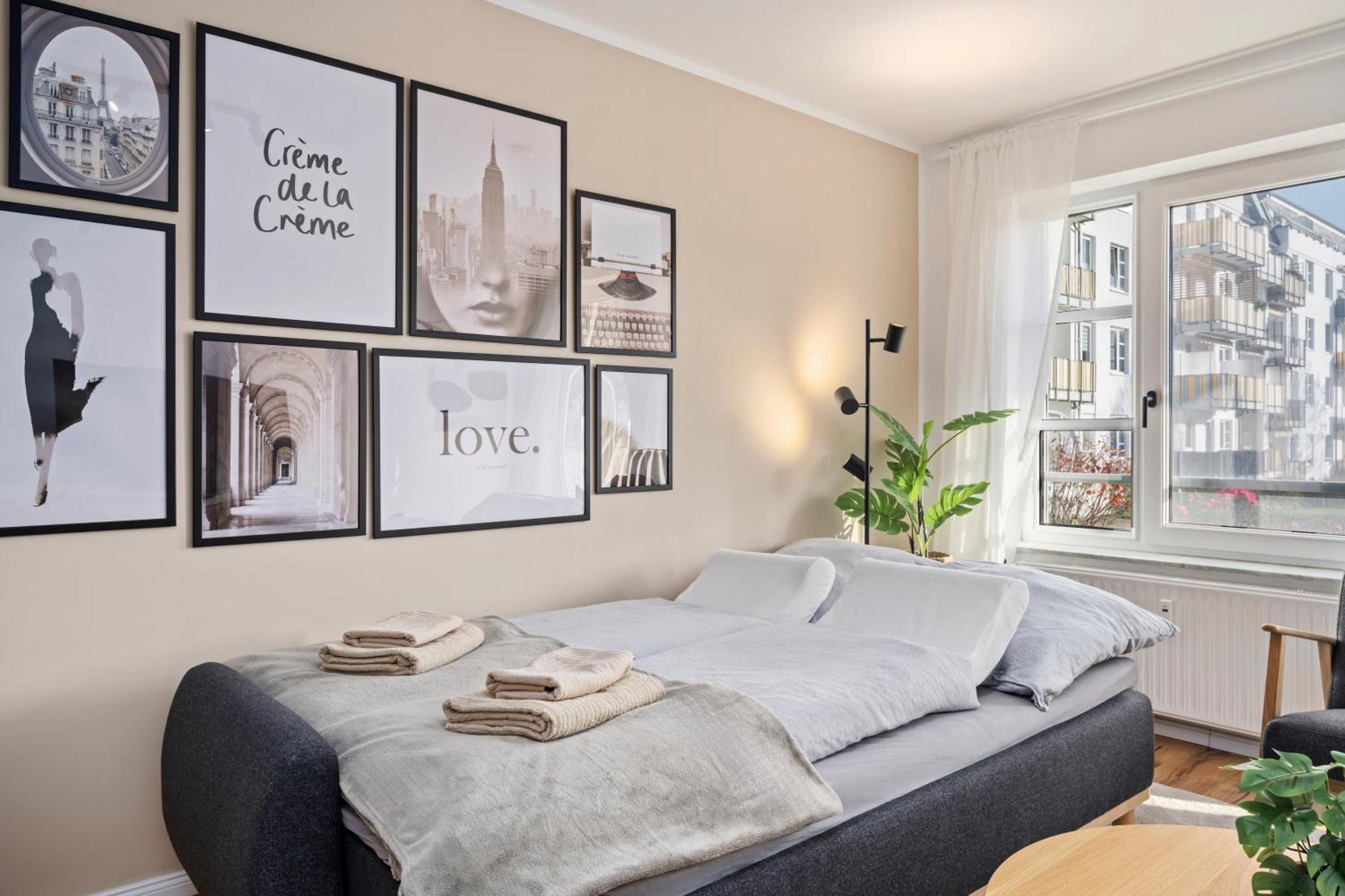 Edler Wohnraum Luxurioeses Apartment Mit Balkon, Boxspringbett, Kaffeevollautomat, Lift & Parkplatz Chemnitz Exterior photo